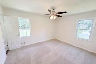 467 Oak Way, Lawrenceville, GA 30046 - Photo 4
