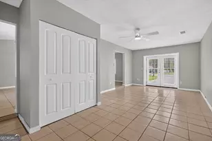239 Pointe S Dr, Hinesville, GA 31313 - Photo 18