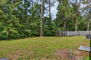 239 Pointe S Dr, Hinesville, GA 31313 - Photo 8