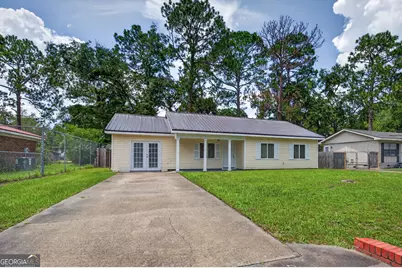 239 Pointe South Drive, Hinesville, GA 31313 - Photo 1