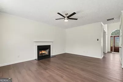 965 Trotters Farm Rd, Fairburn, GA 30213 - Photo 8