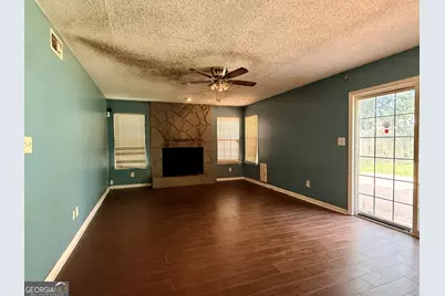 844 Chapman Circle, Stone Mountain, GA 30088 - Photo 6