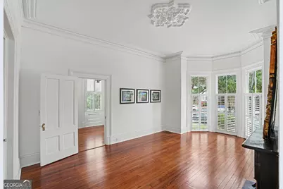207 E Gwinnett Street, Savannah, GA 31401 - Photo 10
