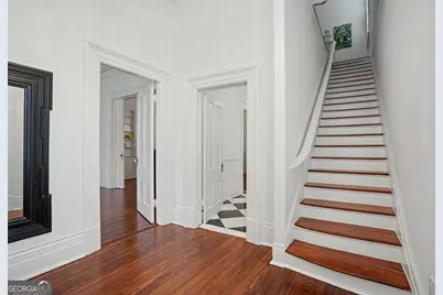 207 E Gwinnett Street, Savannah, GA 31401 - Photo 8