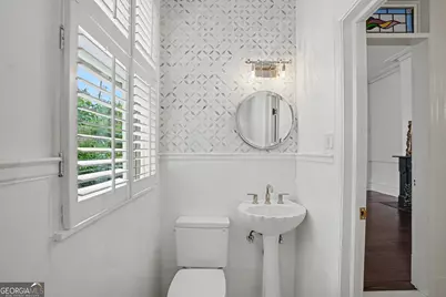 207 E Gwinnett Street, Savannah, GA 31401 - Photo 30