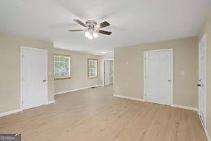 938 Mandeville Rd, Carrollton, GA 30117 - Photo 16