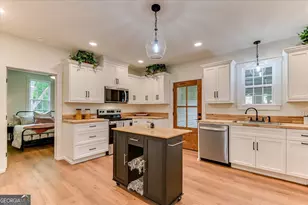 284 Elm St, Lincolnton, GA 30817 - Photo 8
