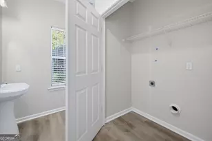 4060 Robin Cir, Atlanta, GA 30349 - Photo 12