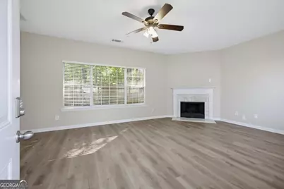 4060 Robin Circle, Atlanta, GA 30349 - Photo 6