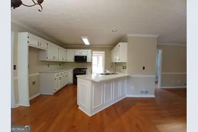 4761 Habersham Way SE, Conyers, GA 30094 - Photo 8
