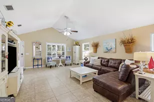 1007 Mallery St, Saint Simons, GA 31522 - Photo 12