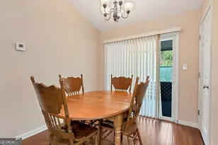 2987 Bentley Park Cir, Gainesville, GA 30504 - Photo 8