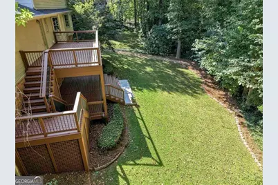 113 Jamestown Court SW, Lilburn, GA 30047 - Photo 34