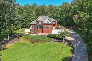 351 Shoals Ln, Clarkesville, GA 30523 - Photo 2