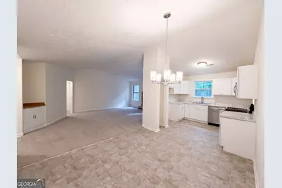 670 Marsh Court, Jonesboro, GA 30238 - Photo 10