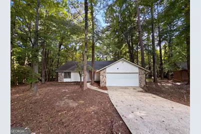 670 Marsh Court, Jonesboro, GA 30238 - Photo 1