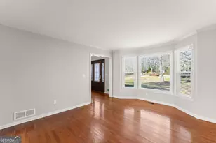 2160 Robin Hood Trail, Cumming, GA 30040 - Photo 4