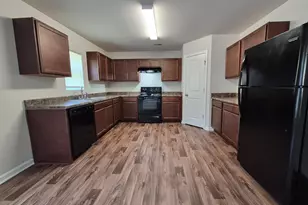 160 Kinsale Dr, Macon, GA 31216 - Photo 2
