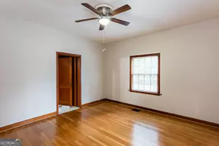 2111 M L King Jr Dr NW, Atlanta, GA 30310 - Photo 10