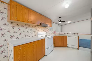 1042 Live Oak Ln NE, Townsend, GA 31331 - Photo 8