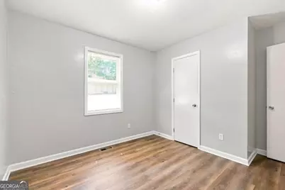 715 W Creek Circle, Monroe, GA 30655 - Photo 8
