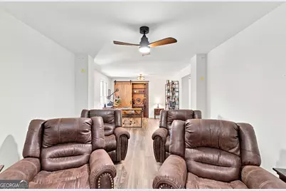 12555 Crabapple Chase Drive, Alpharetta, GA 30004 - Photo 6