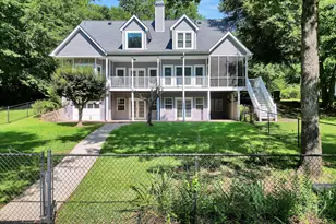 561 Harbour Shores Dr, Jackson, GA 30233 - Photo 2