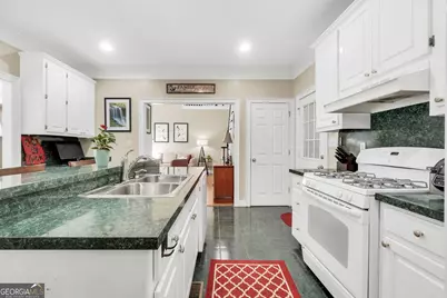 561 Harbour Shores Drive, Jackson, GA 30233 - Photo 24