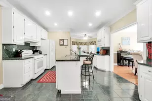 561 Harbour Shores Dr, Jackson, GA 30233 - Photo 22
