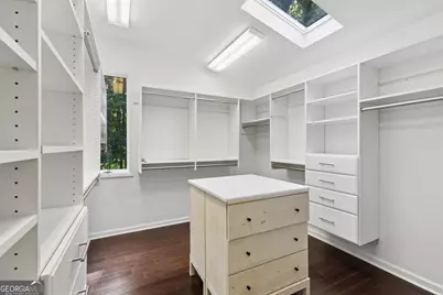 4091 Peachtree Dunwoody Road NE, Atlanta, GA 30342 - Photo 26