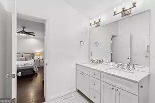 4091 Peachtree Dunwoody Rd NE, Atlanta, GA 30342 - Photo 24