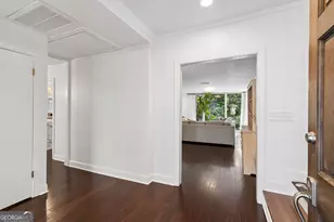 4091 Peachtree Dunwoody Rd NE, Atlanta, GA 30342 - Photo 4