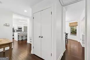 4091 Peachtree Dunwoody Rd NE, Atlanta, GA 30342 - Photo 20