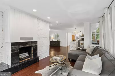 4091 Peachtree Dunwoody Road NE, Atlanta, GA 30342 - Photo 8
