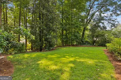 4091 Peachtree Dunwoody Road NE, Atlanta, GA 30342 - Photo 46