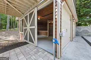 2431 Rabbit Farm Cir, Loganville, GA 30052 - Photo 86