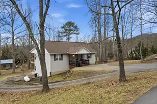 5421 School St, Young Harris, GA 30582 - Photo 1