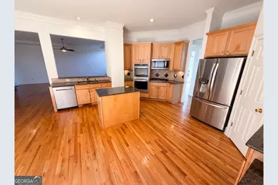 3725 Wescott Way, Sandy Springs, GA 30319 - Photo 2