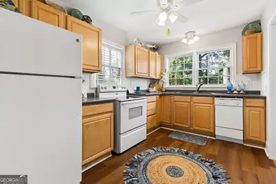 2483 Lakeshore Drive, Conyers, GA 30012 - Photo 12