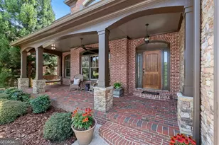 2885 Lassiter Manor Dr, Marietta, GA 30062 - Photo 2