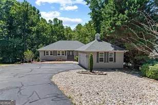 527 Pinebrook Dr, Blairsville, GA 30512 - Photo 2