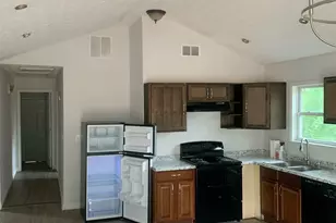 607 Circus Street Ave, Griffin, GA 30223 - Photo 2