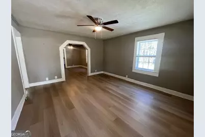 619 Melrose Avenue, Griffin, GA 30223 - Photo 2