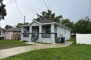 3704 Phillips St, Tampa, FL 33619 - Photo 2