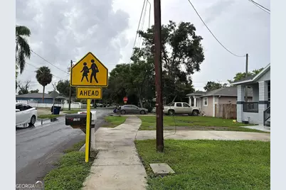3704 Phillips Street, Tampa, FL 33619 - Photo 4