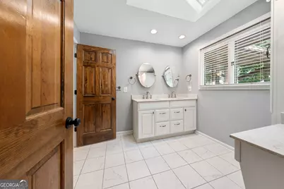 323 N Shores Drive, Westminster, SC 29693 - Photo 18