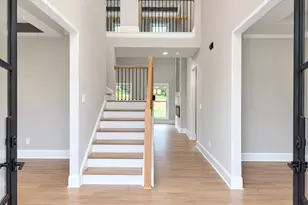 1082 Horizon Ct, Covington, GA 30016 - Photo 2