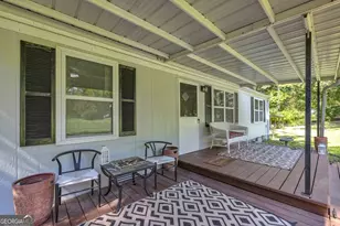 121 Lakeview Ct, Lavonia, GA 30553 - Photo 2