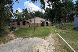 531 Smith St, Tennille, GA 31089 - Photo 8
