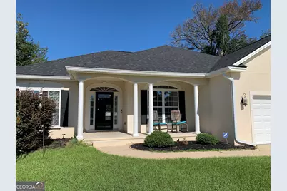 219 Wellington Place, Brunswick, GA 31523 - Photo 2